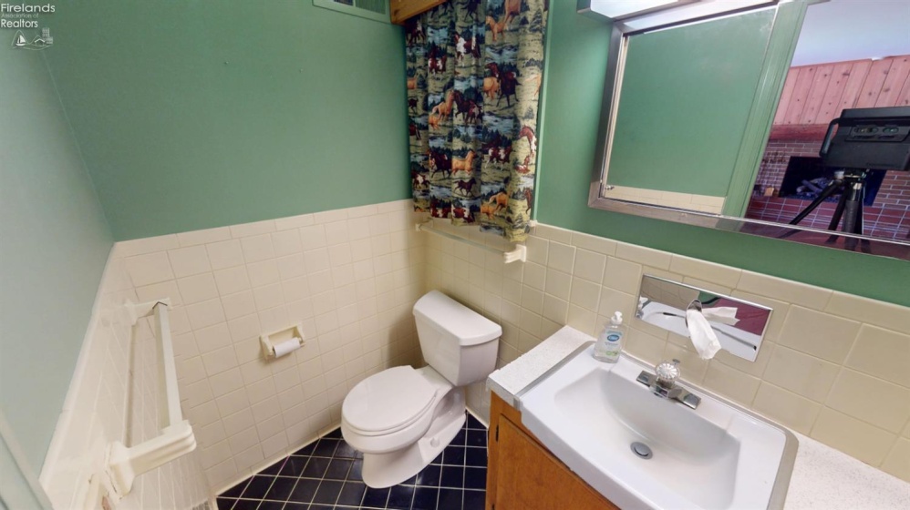 1900 Port Clinton Road, Fremont, 43420, 3 Bedrooms Bedrooms, ,3 BathroomsBathrooms,Residential,For Sale,Port Clinton,20261701