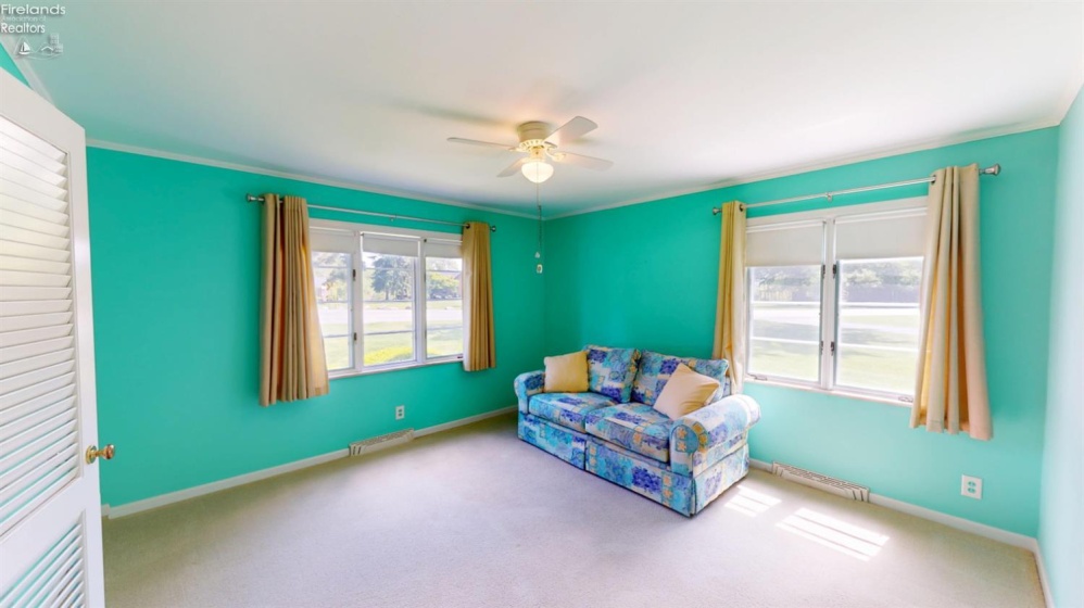 1900 Port Clinton Road, Fremont, 43420, 3 Bedrooms Bedrooms, ,3 BathroomsBathrooms,Residential,For Sale,Port Clinton,20261701