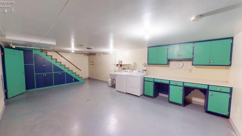 1900 Port Clinton Road, Fremont, 43420, 3 Bedrooms Bedrooms, ,3 BathroomsBathrooms,Residential,For Sale,Port Clinton,20261701
