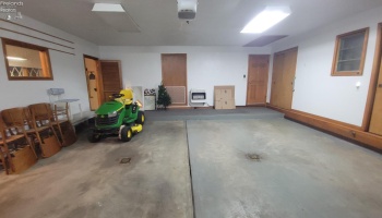 1900 Port Clinton Road, Fremont, 43420, 3 Bedrooms Bedrooms, ,3 BathroomsBathrooms,Residential,For Sale,Port Clinton,20261701