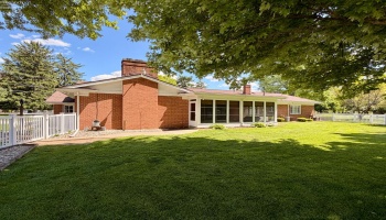 1900 Port Clinton Road, Fremont, 43420, 3 Bedrooms Bedrooms, ,3 BathroomsBathrooms,Residential,For Sale,Port Clinton,20261701