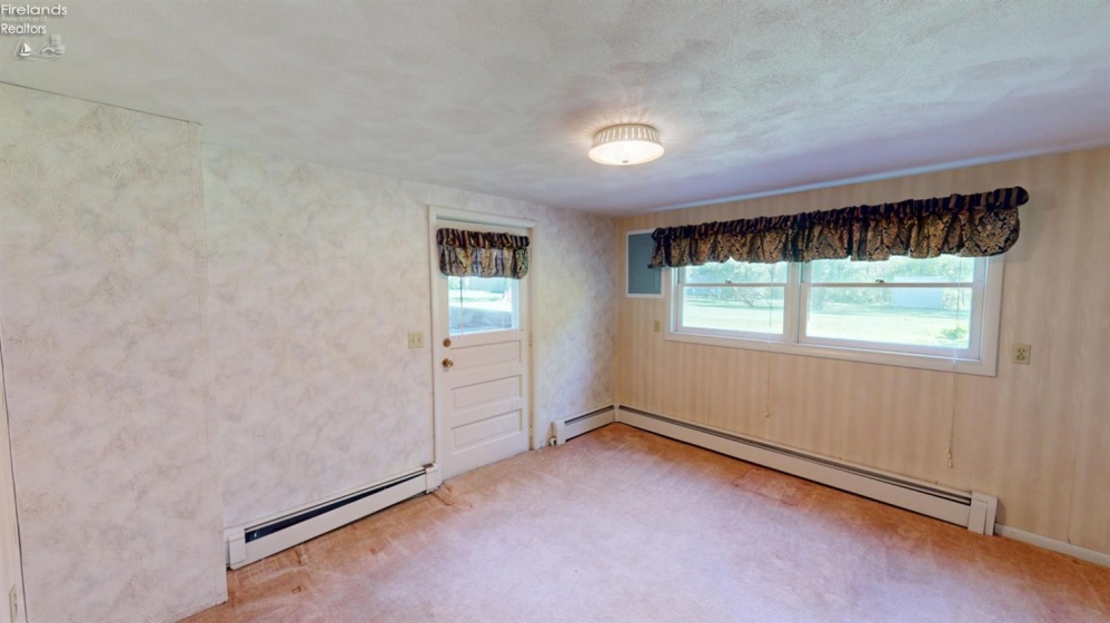 716 South Drive, Fremont, 43420, 4 Bedrooms Bedrooms, ,2 BathroomsBathrooms,Residential,For Sale,South,20261711