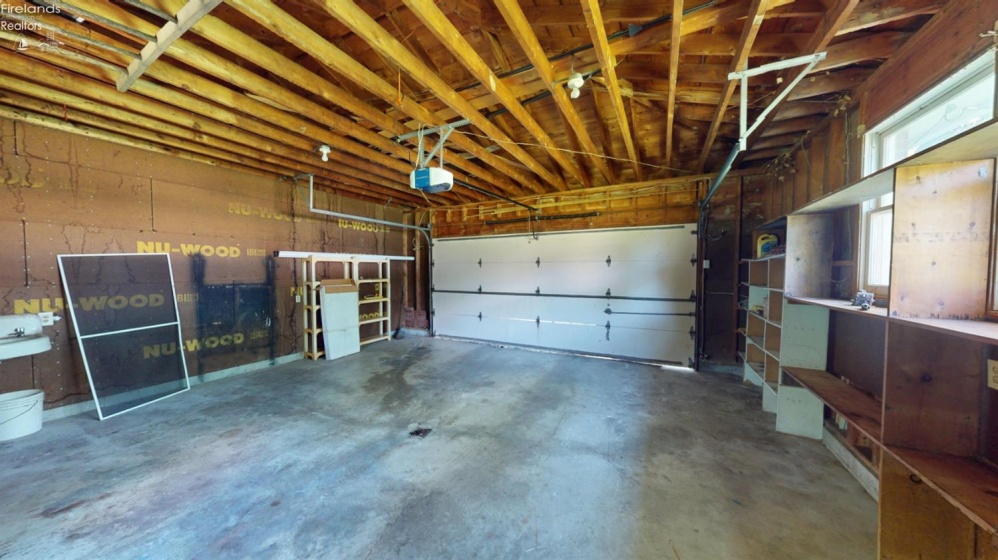 716 South Drive, Fremont, 43420, 4 Bedrooms Bedrooms, ,2 BathroomsBathrooms,Residential,For Sale,South,20261711