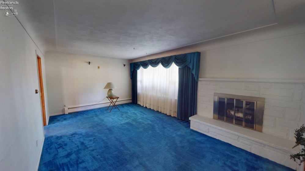 716 South Drive, Fremont, 43420, 4 Bedrooms Bedrooms, ,2 BathroomsBathrooms,Residential,For Sale,South,20261711