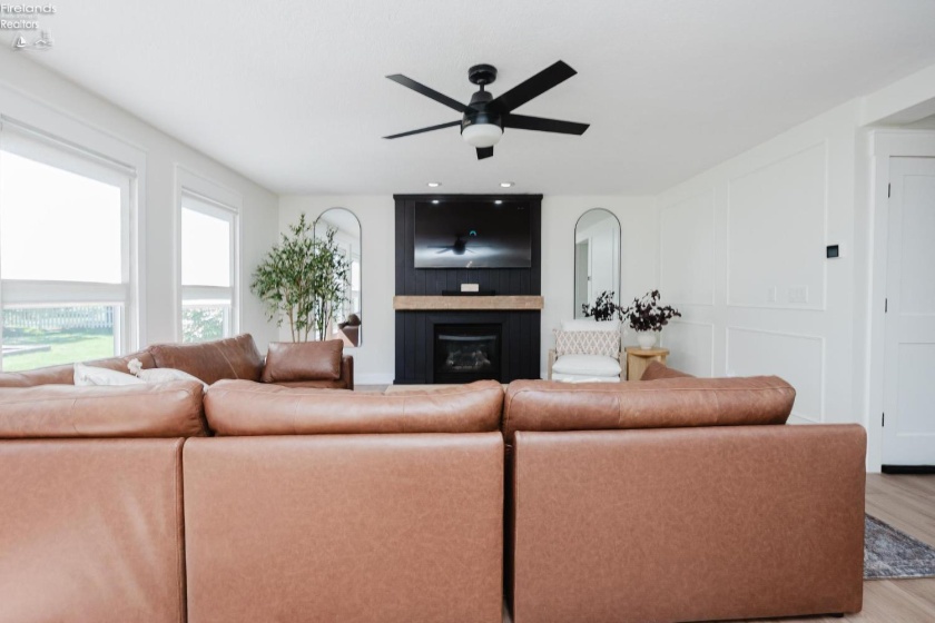 516 Snowy Egret, Huron, 44839, 4 Bedrooms Bedrooms, ,3 BathroomsBathrooms,Residential,For Sale,Snowy Egret,20261826