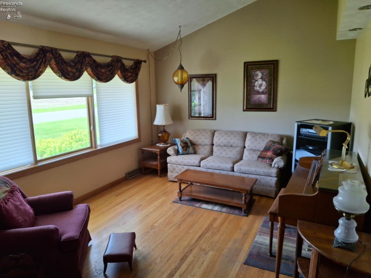 96 Perrin Road, Milan, 44846, 4 Bedrooms Bedrooms, ,2 BathroomsBathrooms,Residential,For Sale,Perrin,20261792