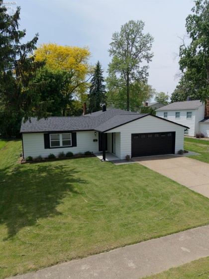 323 Portland Drive, Huron, 44839, 3 Bedrooms Bedrooms, ,2 BathroomsBathrooms,Residential,For Sale,Portland,20261824