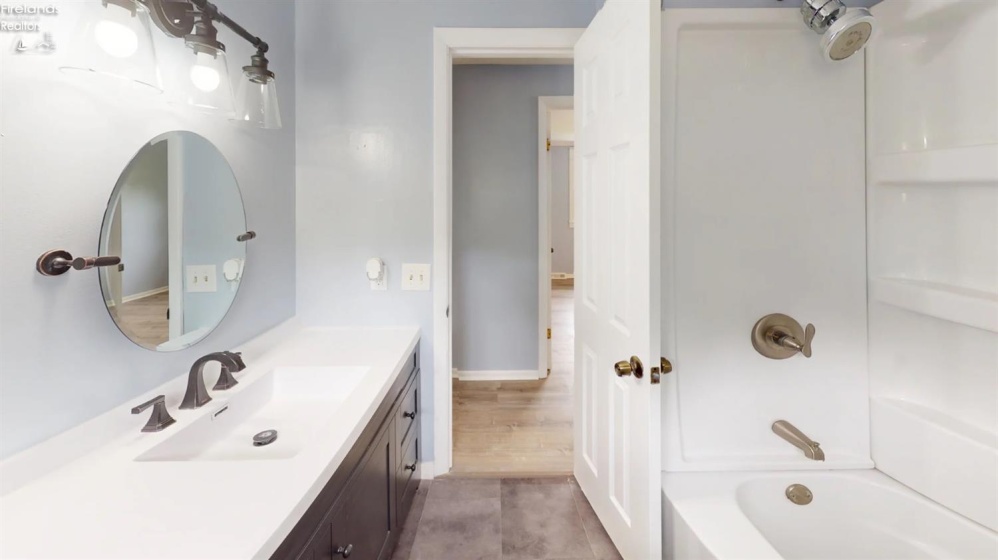 323 Portland Drive, Huron, 44839, 3 Bedrooms Bedrooms, ,2 BathroomsBathrooms,Residential,For Sale,Portland,20261824