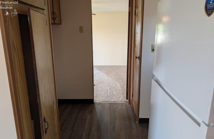 1420 Main Street, Bellevue, 44811, 2 Bedrooms Bedrooms, ,2 BathroomsBathrooms,Residential,For Sale,Main,20261791