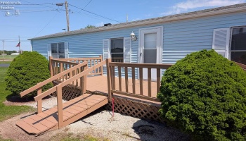 1420 Main Street, Bellevue, 44811, 2 Bedrooms Bedrooms, ,2 BathroomsBathrooms,Residential,For Sale,Main,20261791