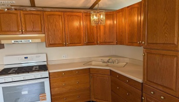 1420 Main Street, Bellevue, 44811, 2 Bedrooms Bedrooms, ,2 BathroomsBathrooms,Residential,For Sale,Main,20261791
