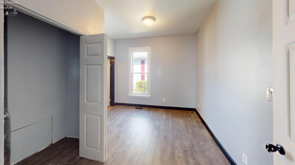 1517 Napoleon Street, Fremont, 43420, 3 Bedrooms Bedrooms, ,2 BathroomsBathrooms,Residential,For Sale,Napoleon,20261852