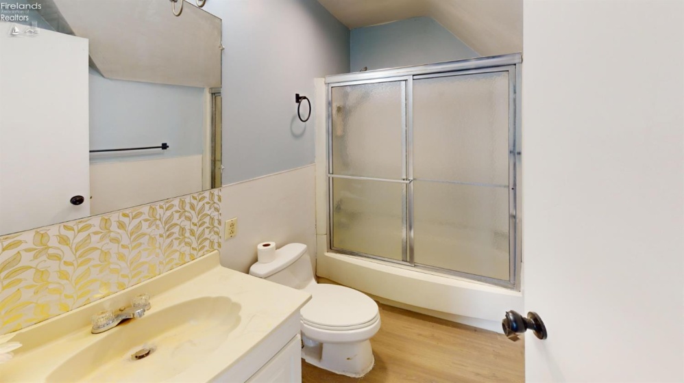 1517 Napoleon Street, Fremont, 43420, 3 Bedrooms Bedrooms, ,2 BathroomsBathrooms,Residential,For Sale,Napoleon,20261852