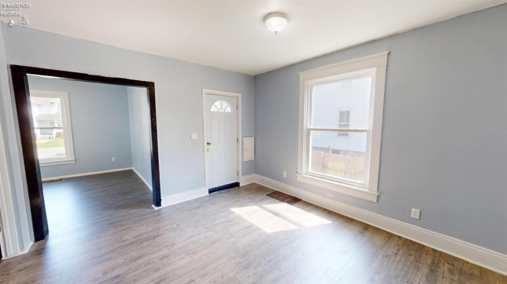 1517 Napoleon Street, Fremont, 43420, 3 Bedrooms Bedrooms, ,2 BathroomsBathrooms,Residential,For Sale,Napoleon,20261852