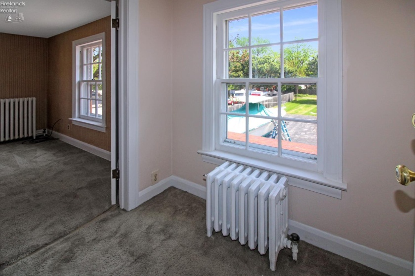 325 Jefferson Street, Port Clinton, 43452, 3 Bedrooms Bedrooms, ,2 BathroomsBathrooms,Residential,For Sale,Jefferson,20261853