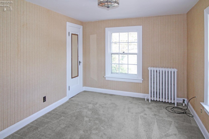 325 Jefferson Street, Port Clinton, 43452, 3 Bedrooms Bedrooms, ,2 BathroomsBathrooms,Residential,For Sale,Jefferson,20261853
