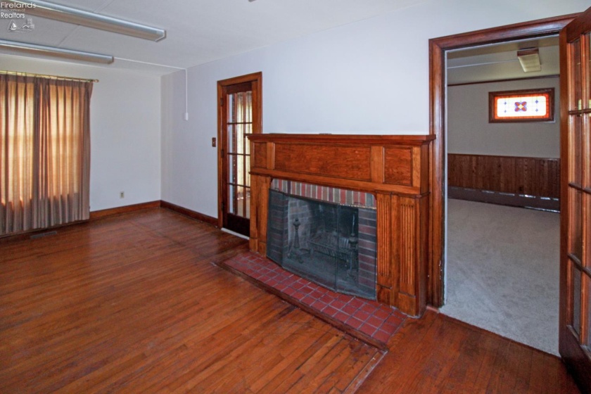 325 Jefferson Street, Port Clinton, 43452, 3 Bedrooms Bedrooms, ,2 BathroomsBathrooms,Residential,For Sale,Jefferson,20261853