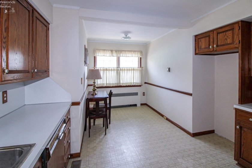 325 Jefferson Street, Port Clinton, 43452, 3 Bedrooms Bedrooms, ,2 BathroomsBathrooms,Residential,For Sale,Jefferson,20261853