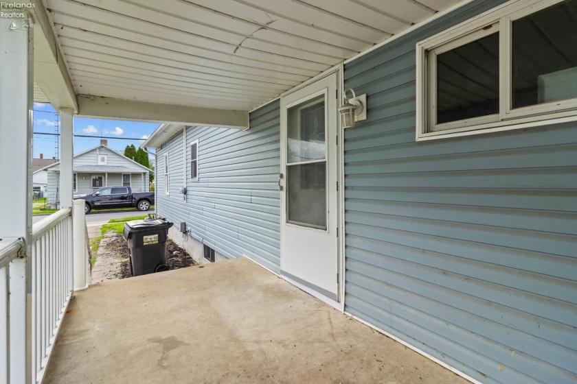 907 Ontario Street, Sandusky, 44870, 3 Bedrooms Bedrooms, ,1 BathroomBathrooms,Residential,For Sale,Ontario,20261839