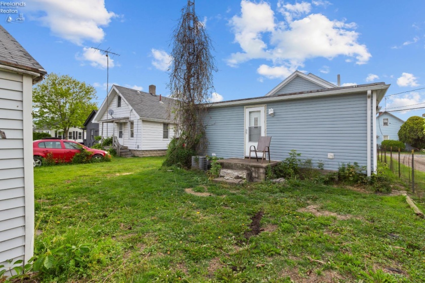 907 Ontario Street, Sandusky, 44870, 3 Bedrooms Bedrooms, ,1 BathroomBathrooms,Residential,For Sale,Ontario,20261839