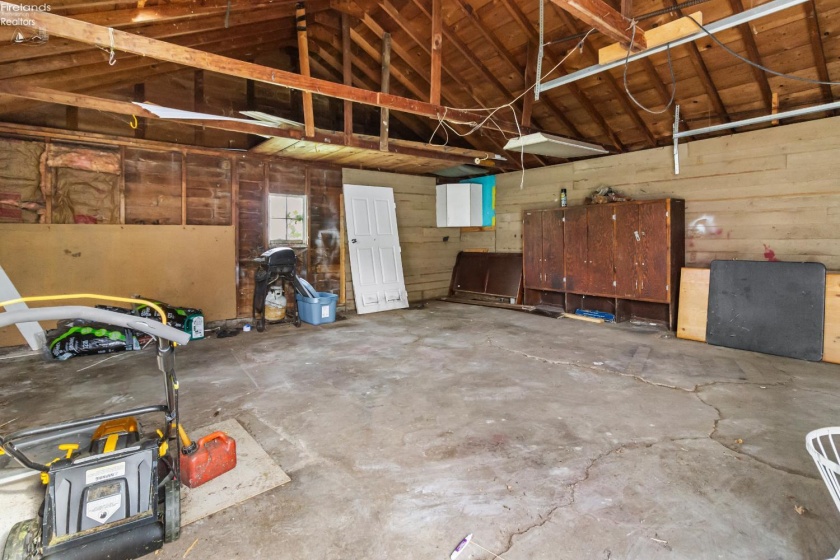 907 Ontario Street, Sandusky, 44870, 3 Bedrooms Bedrooms, ,1 BathroomBathrooms,Residential,For Sale,Ontario,20261839