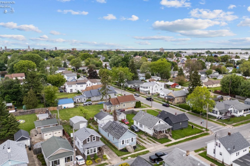 907 Ontario Street, Sandusky, 44870, 3 Bedrooms Bedrooms, ,1 BathroomBathrooms,Residential,For Sale,Ontario,20261839