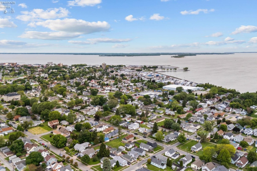 907 Ontario Street, Sandusky, 44870, 3 Bedrooms Bedrooms, ,1 BathroomBathrooms,Residential,For Sale,Ontario,20261839