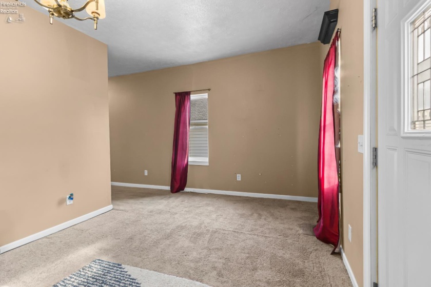 907 Ontario Street, Sandusky, 44870, 3 Bedrooms Bedrooms, ,1 BathroomBathrooms,Residential,For Sale,Ontario,20261839