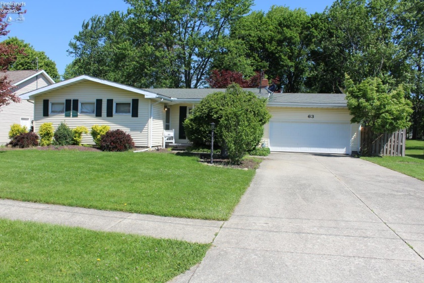 63 Birch Park Dr, New London, 44851, 3 Bedrooms Bedrooms, ,2 BathroomsBathrooms,Residential,For Sale,Birch Park Dr,20261820