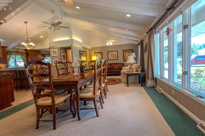 2704 Eastwood Drive, Sandusky, 44870, 3 Bedrooms Bedrooms, ,3 BathroomsBathrooms,Residential,For Sale,Eastwood,20261858