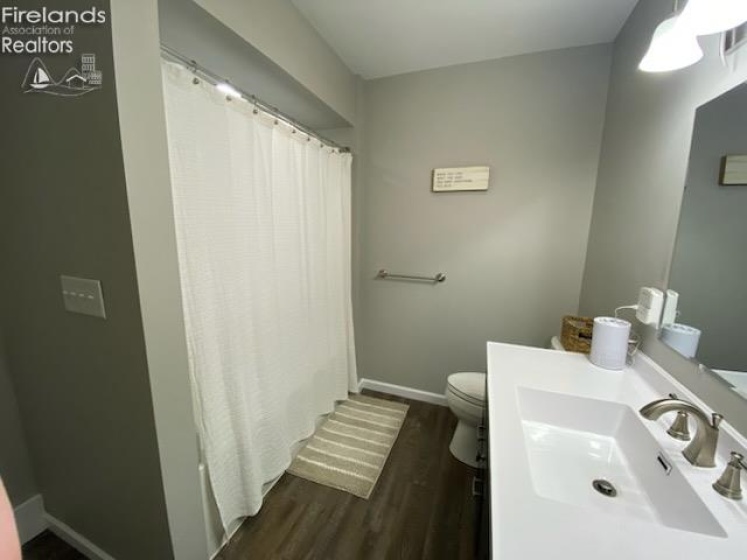 498 Market Street, Tiffin, 44883, 2 Bedrooms Bedrooms, ,2 BathroomsBathrooms,Residential,For Sale,Market,20261859
