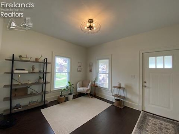 498 Market Street, Tiffin, 44883, 2 Bedrooms Bedrooms, ,2 BathroomsBathrooms,Residential,For Sale,Market,20261859