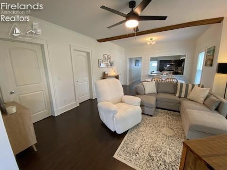 498 Market Street, Tiffin, 44883, 2 Bedrooms Bedrooms, ,2 BathroomsBathrooms,Residential,For Sale,Market,20261859