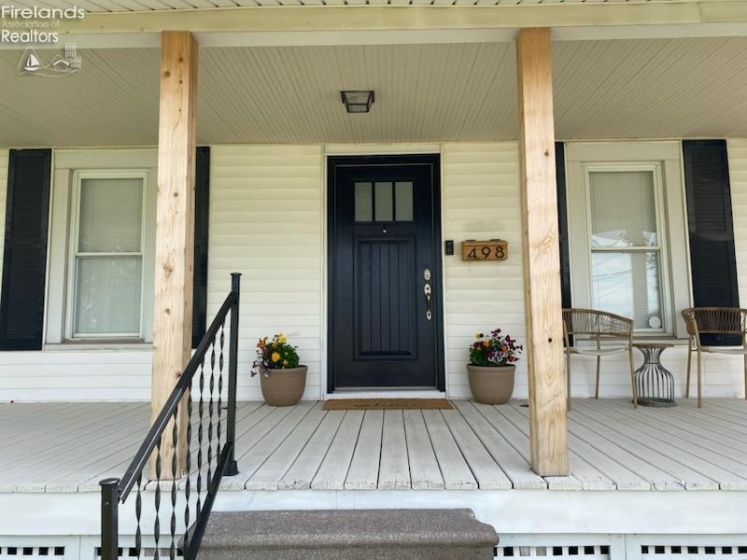 498 Market Street, Tiffin, 44883, 2 Bedrooms Bedrooms, ,2 BathroomsBathrooms,Residential,For Sale,Market,20261859