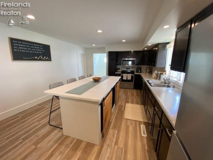 498 Market Street, Tiffin, 44883, 2 Bedrooms Bedrooms, ,2 BathroomsBathrooms,Residential,For Sale,Market,20261859