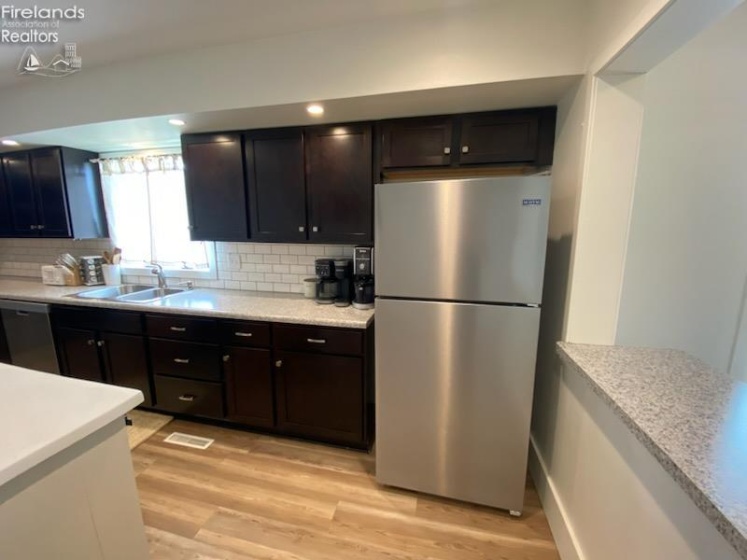 498 Market Street, Tiffin, 44883, 2 Bedrooms Bedrooms, ,2 BathroomsBathrooms,Residential,For Sale,Market,20261859