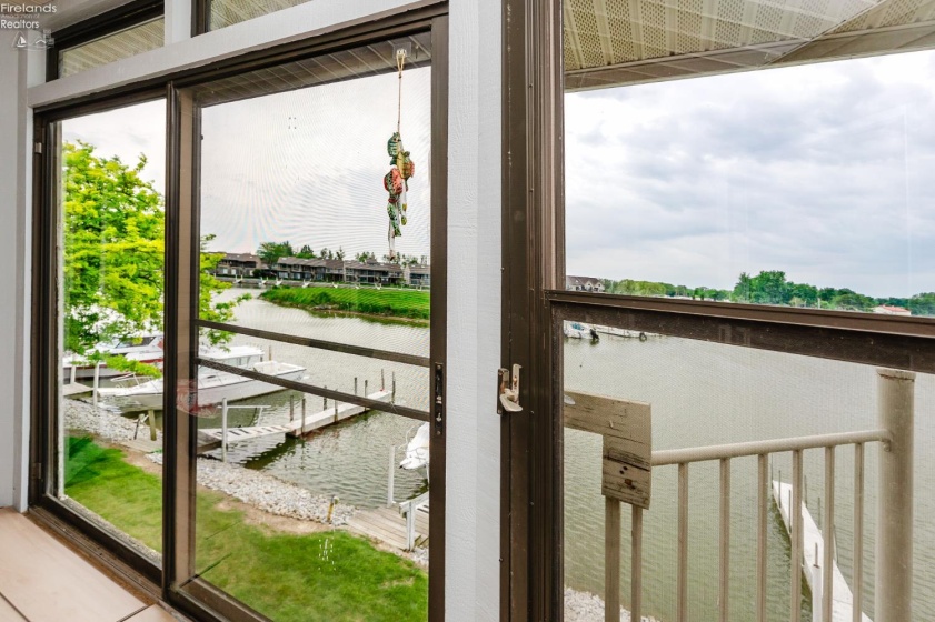 6484 Harris Harbor Drive, Oak Harbor, 43449, 1 Bedroom Bedrooms, ,1 BathroomBathrooms,Residential,For Sale,Harris Harbor,20261845