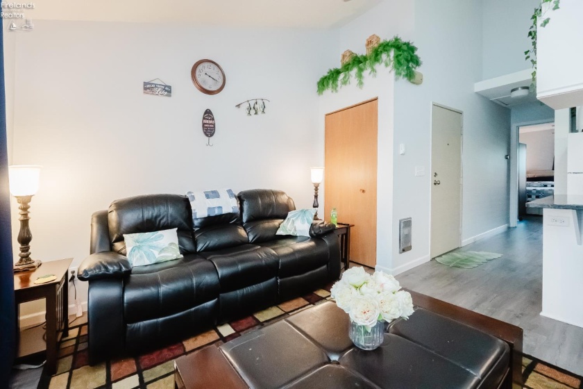 6484 Harris Harbor Drive, Oak Harbor, 43449, 1 Bedroom Bedrooms, ,1 BathroomBathrooms,Residential,For Sale,Harris Harbor,20261845