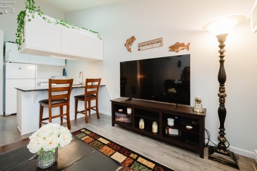6484 Harris Harbor Drive, Oak Harbor, 43449, 1 Bedroom Bedrooms, ,1 BathroomBathrooms,Residential,For Sale,Harris Harbor,20261845