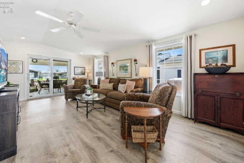 1510 Buck, Marblehead, 43440, 3 Bedrooms Bedrooms, ,2 BathroomsBathrooms,Residential,For Sale,Buck,20261364