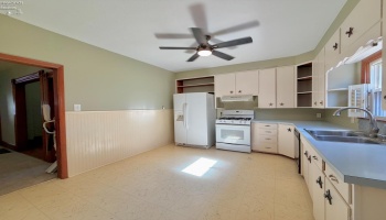 344 High Street, Bellevue, 44811, 3 Bedrooms Bedrooms, ,3 BathroomsBathrooms,Residential,For Sale,High,20261522 344 High Street, Bellevue, 44811, 3 Bedrooms Bedrooms, ,3 BathroomsBathrooms,Residential,For Sale,High,20261522