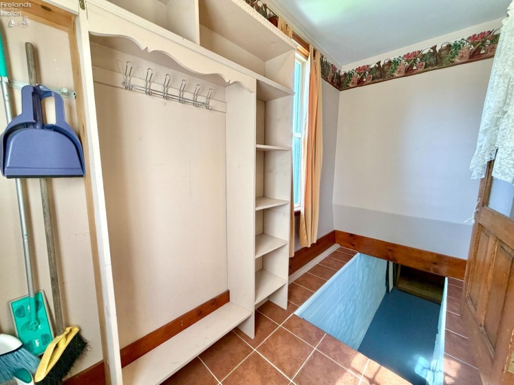 344 High Street, Bellevue, 44811, 3 Bedrooms Bedrooms, ,3 BathroomsBathrooms,Residential,For Sale,High,20261522