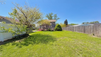 344 High Street, Bellevue, 44811, 3 Bedrooms Bedrooms, ,3 BathroomsBathrooms,Residential,For Sale,High,20261522 344 High Street, Bellevue, 44811, 3 Bedrooms Bedrooms, ,3 BathroomsBathrooms,Residential,For Sale,High,20261522