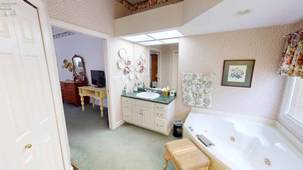 250 State Route 300, Gibsonburg, 43431, 3 Bedrooms Bedrooms, ,3 BathroomsBathrooms,Residential,For Sale,State Route 300,20261649