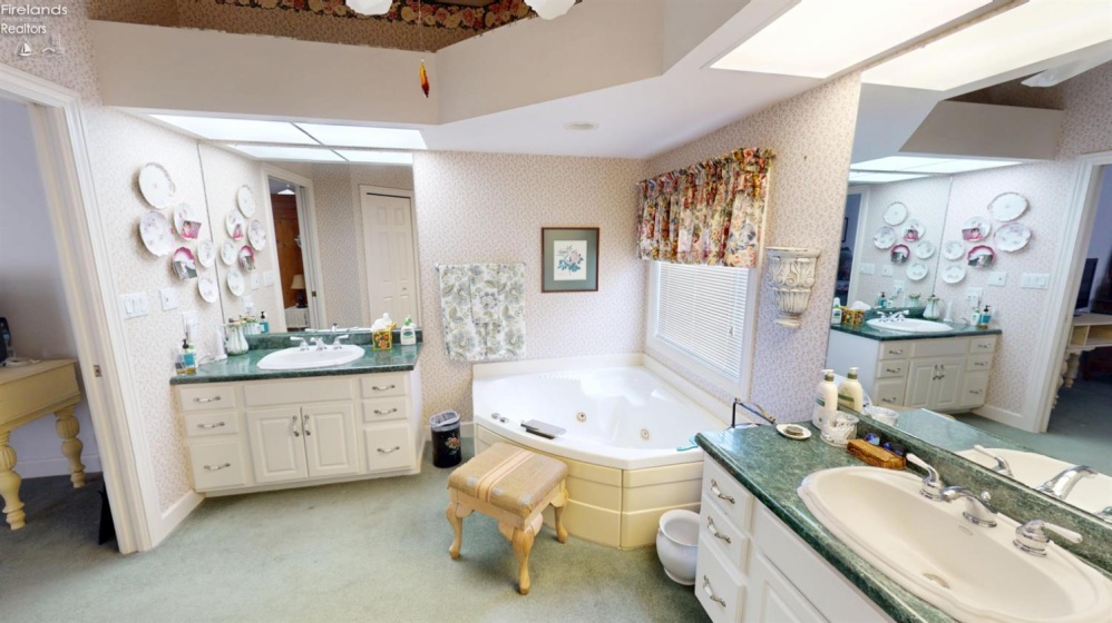 250 State Route 300, Gibsonburg, 43431, 3 Bedrooms Bedrooms, ,3 BathroomsBathrooms,Residential,For Sale,State Route 300,20261649