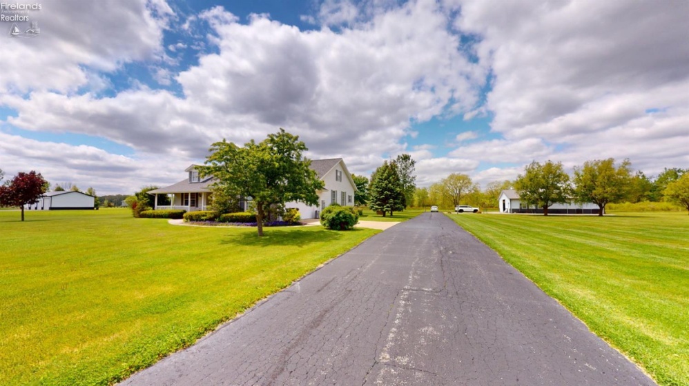 250 State Route 300, Gibsonburg, 43431, 3 Bedrooms Bedrooms, ,3 BathroomsBathrooms,Residential,For Sale,State Route 300,20261649
