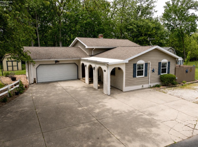 1040 Cleveland Avenue, Fremont, 43420, 3 Bedrooms Bedrooms, ,2 BathroomsBathrooms,Residential,For Sale,Cleveland,20261761