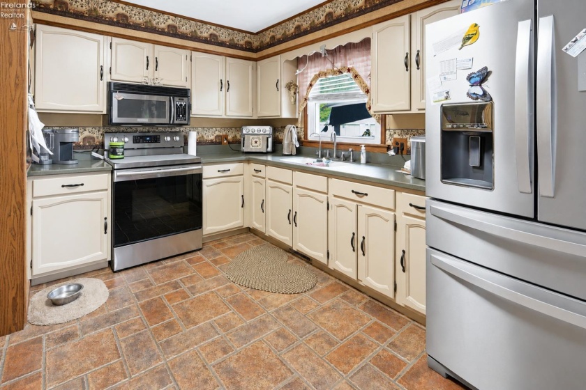 1040 Cleveland Avenue, Fremont, 43420, 3 Bedrooms Bedrooms, ,2 BathroomsBathrooms,Residential,For Sale,Cleveland,20261761