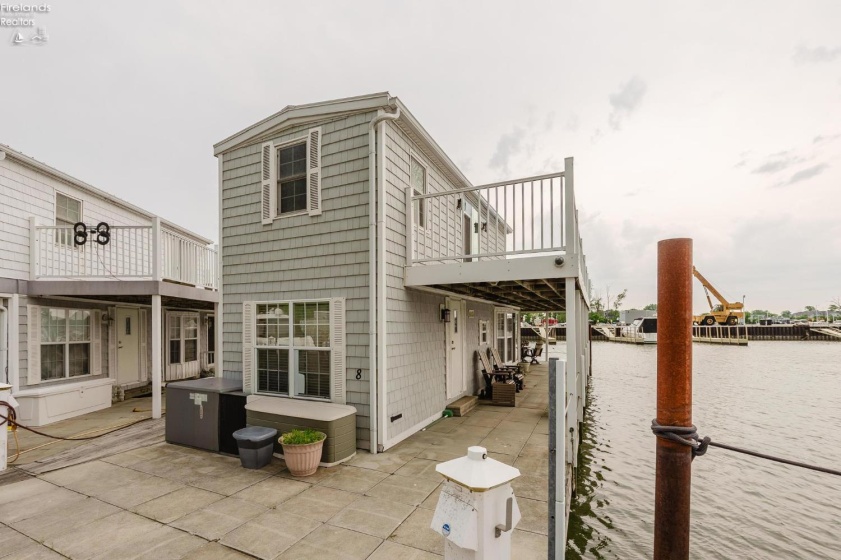 1805 Lakeshore Drive, Port Clinton, 43452, 3 Bedrooms Bedrooms, ,1 BathroomBathrooms,Residential,For Sale,Lakeshore,20261849