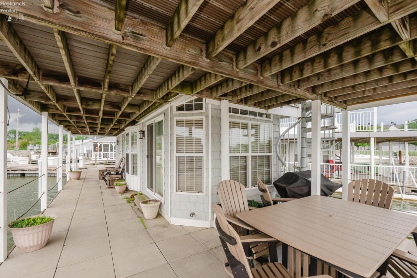 1805 Lakeshore Drive, Port Clinton, 43452, 3 Bedrooms Bedrooms, ,1 BathroomBathrooms,Residential,For Sale,Lakeshore,20261849